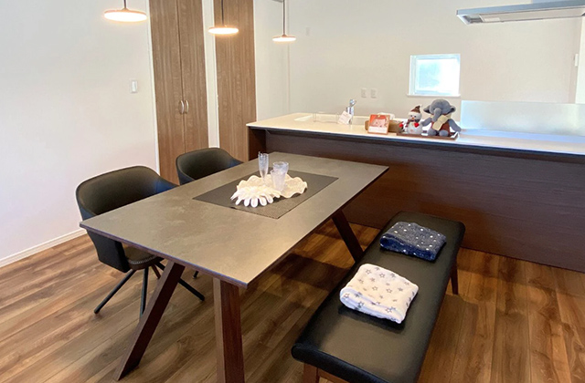 LDK - 平屋STAGE. 「18帖の大空間LDKを中心とした理想の平屋」(遠賀郡岡垣町) - アビハウス