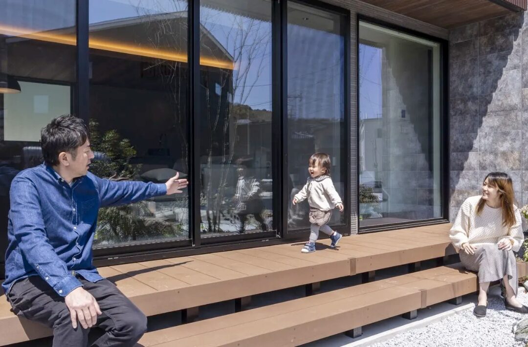 ウッドデッキ - 悠悠ホーム - 大野城SIコラボモデルハウス「ワイドリビングで広がるホテルライクで上質な暮らしを実現する家」(大野城市)