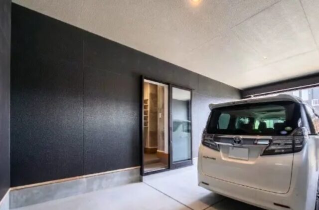福岡市南区まちかど展示場「インナーガレージの佇まいと家事ラク動線が調和する平屋」(福岡市) - 悠悠ホーム - ガレージ