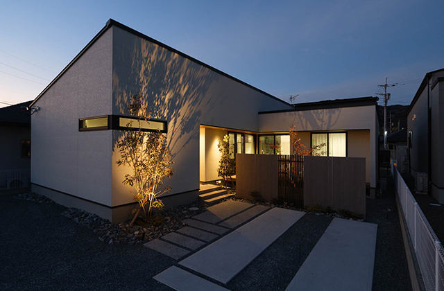 外観 - ink 佐賀店_B棟「プライベート中庭を楽しむヴィンテージモダン邸宅」(佐賀市) - リブワーク