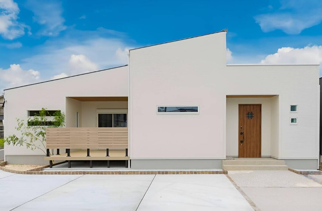 「大空間リビングのある暮らしやすい平屋住宅」（行橋市行事）