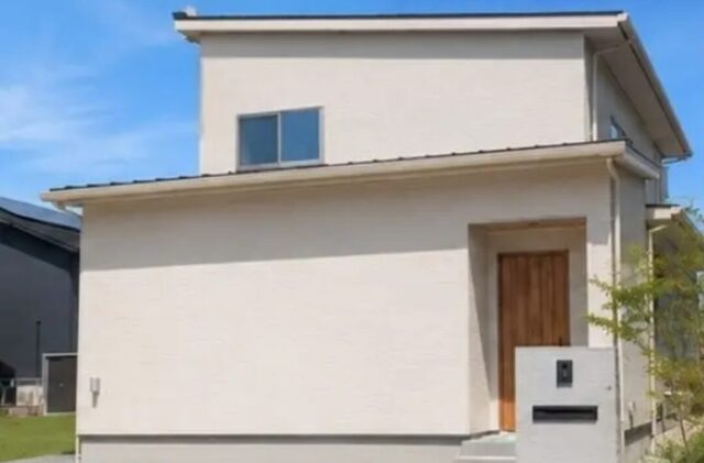 レッドシダーの温もりと1階完結の収納動線が心地よい2階建て - 悠悠ホーム - 外観