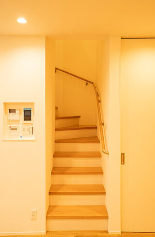 リビング階段 - 施工事例 - ファンライフ