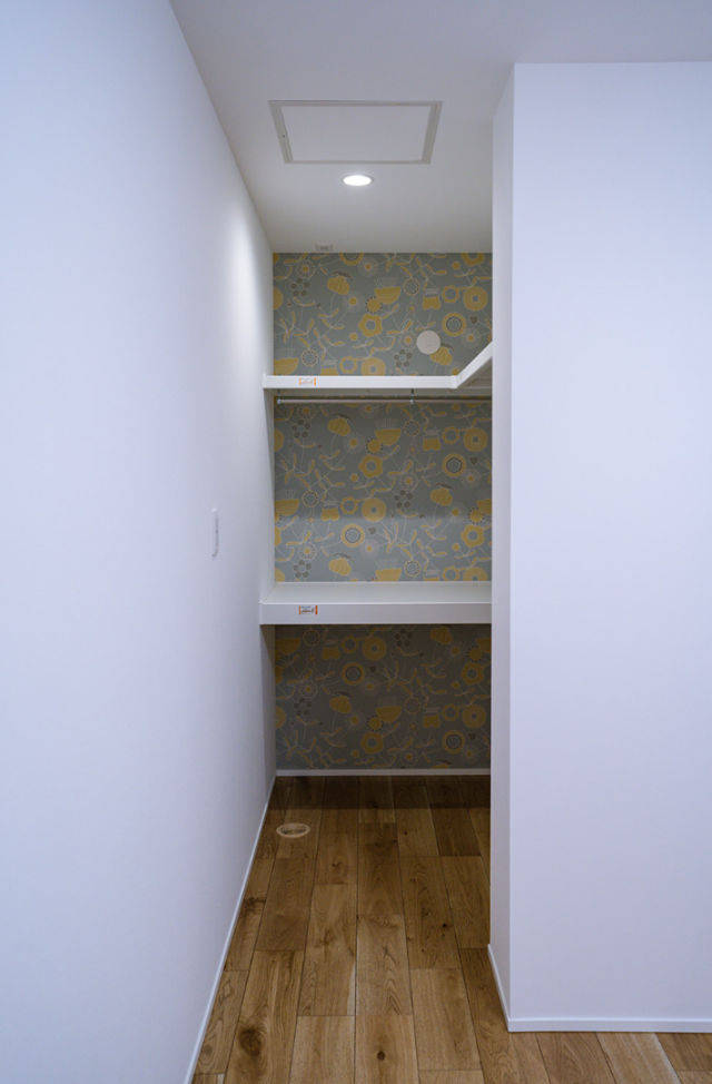 木の柱と格子が魅せる28坪で広がりを叶えた高機能住宅 - ファンライフ - WIC