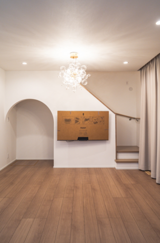 36坪に家族6人の快適を凝縮した収納上手で家事ラクな2階建て - ファンライフ - リビング