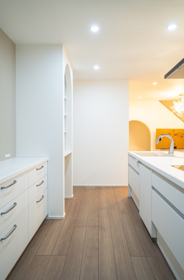 36坪に家族6人の快適を凝縮した収納上手で家事ラクな2階建て - ファンライフ - キッチン