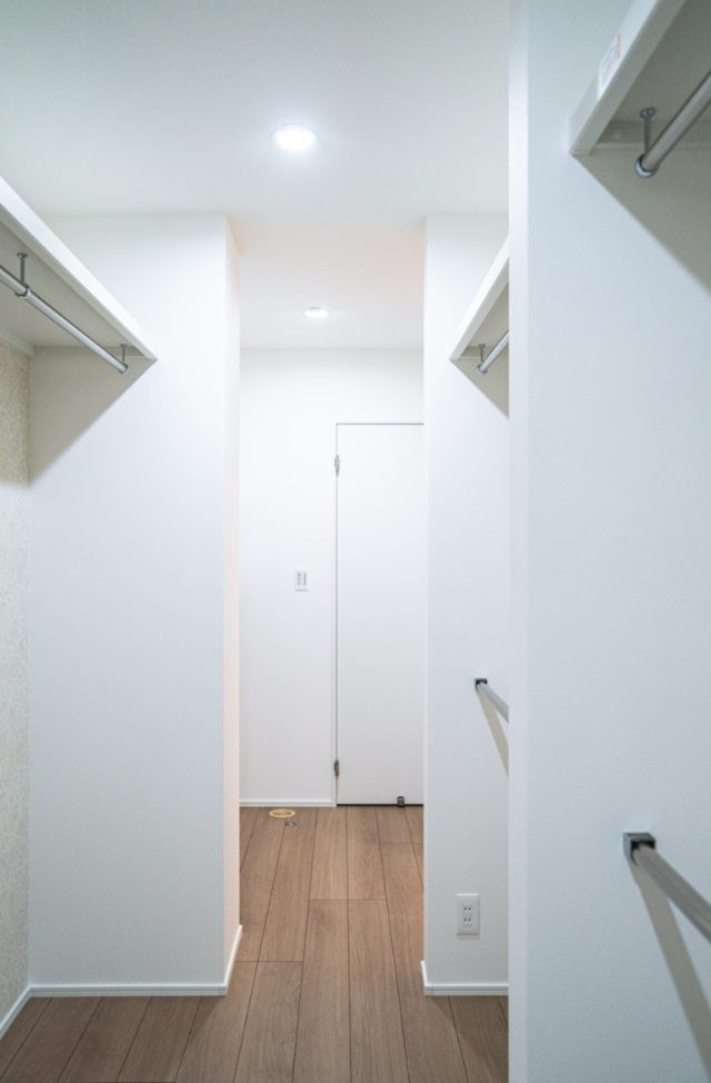 36坪に家族6人の快適を凝縮した収納上手で家事ラクな2階建て - ファンライフ - WIC