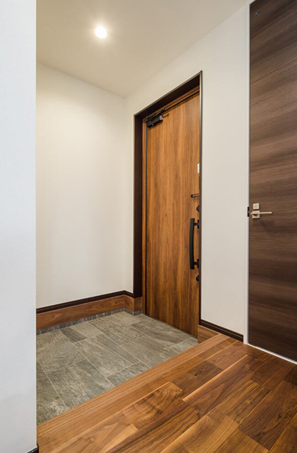 玄関ホール - 施工事例 - リブワーク