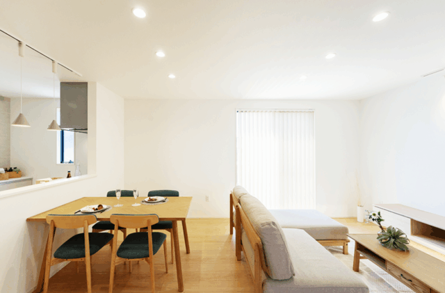 飽きないデザイン性と快適動線が揃ったフレキシブルな４LDK2階建て - タカスギ - LDK