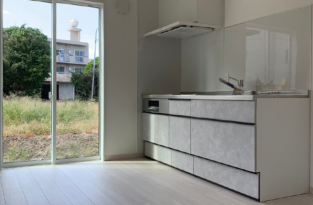 約20坪の空間を最大限に活用した光を採り込む2階建て