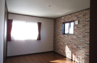 モノトーンの洗練と温もりが響き合う 三世代で暮らす二世帯住宅 - 向洋ハウジング - 寝室