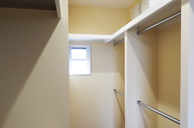 15箇所の収納と回遊動線で家事がスムーズに進む2階建て - 向洋ハウジング - 収納