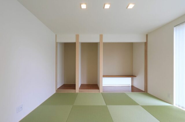 薪ストーブ×木の温もりある築40年リフォーム二世帯住宅 - 森建築 - 和室