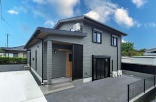外観 - 日大建築 - 重厚な佇まいの中二階がある趣味を楽しめるお家
