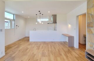 LDK - 日大建築 - 温かみと清潔感が融合するスタイリッシュモダンな外観の店舗兼住宅