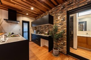 キッチン - 日大建築 - 大人かっこいいブルックリンスタイルの吹抜けがある2階建て