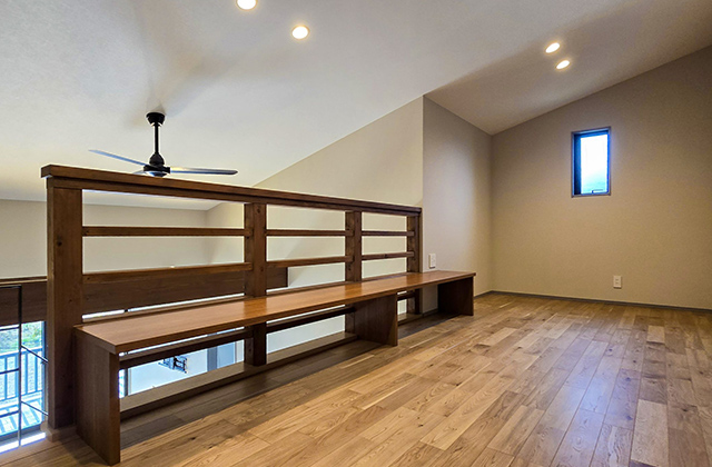 ベンチ - 施工事例 - 日大建築