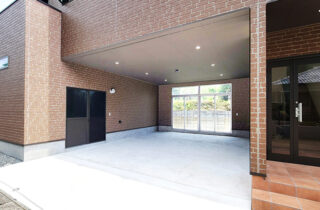 インナーガレージ - 施工事例 - 日大建築