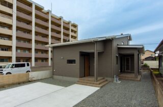 小上がり畳と充実の収納を備えた木のぬくもりに包まれるナチュラルな住まい - 日大建築 - 外観