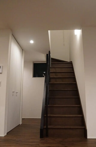 階段 - 施工事例 - ベネッツ