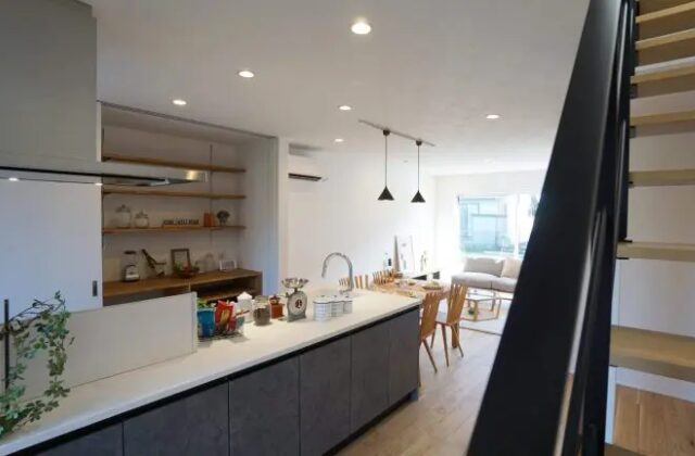 キッチン - キッチンを中心とした間取りの快適さを追求した2階建て - ベネッツ
