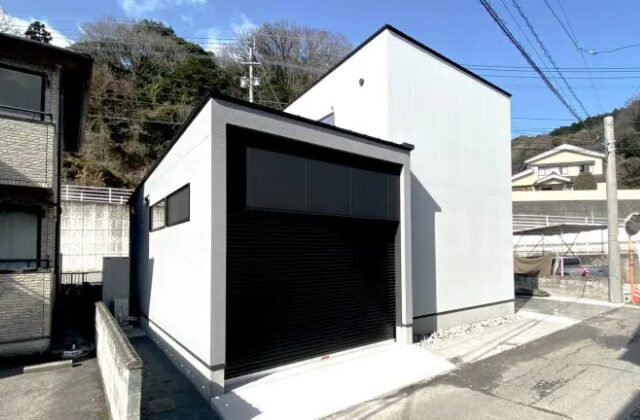 外観 - 愛犬と愛猫と暮らす好きが詰まったガレージハウス - ベネッツ
