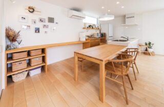 ダイニング - 大園建設 - ダウンフロアリビングがあるコの字型のお家