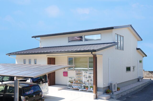 スキップフロアのある収納豊富な1階完結型高性能住宅
