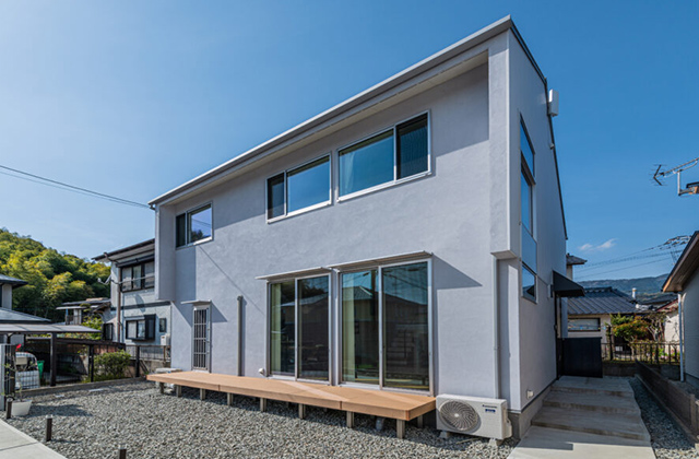 北欧と和が調和する、心地よい住まい - 大園建設