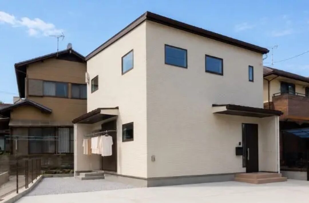 吹き抜け空間と省エネ性能が調和する1階中心で暮らせる住まい - 悠悠ホーム - 外観